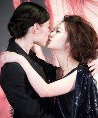 明星接吻照,接吻照背后的浪漫故事