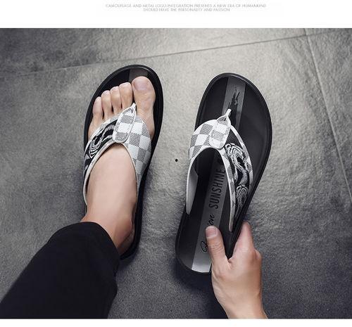 男网红脱鞋,揭秘网红背后的真实生活