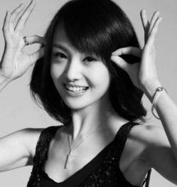 明星郑爽美照,演绎时尚魅力